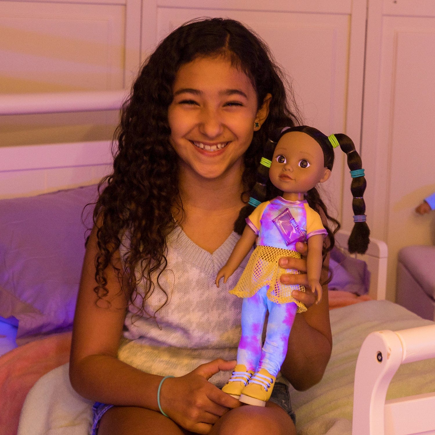 [🌙 GlowBuddies🌟]Adora Glow Girls Doll Set with Glow-in-the-Dark Clothes & Accessories - Harmony