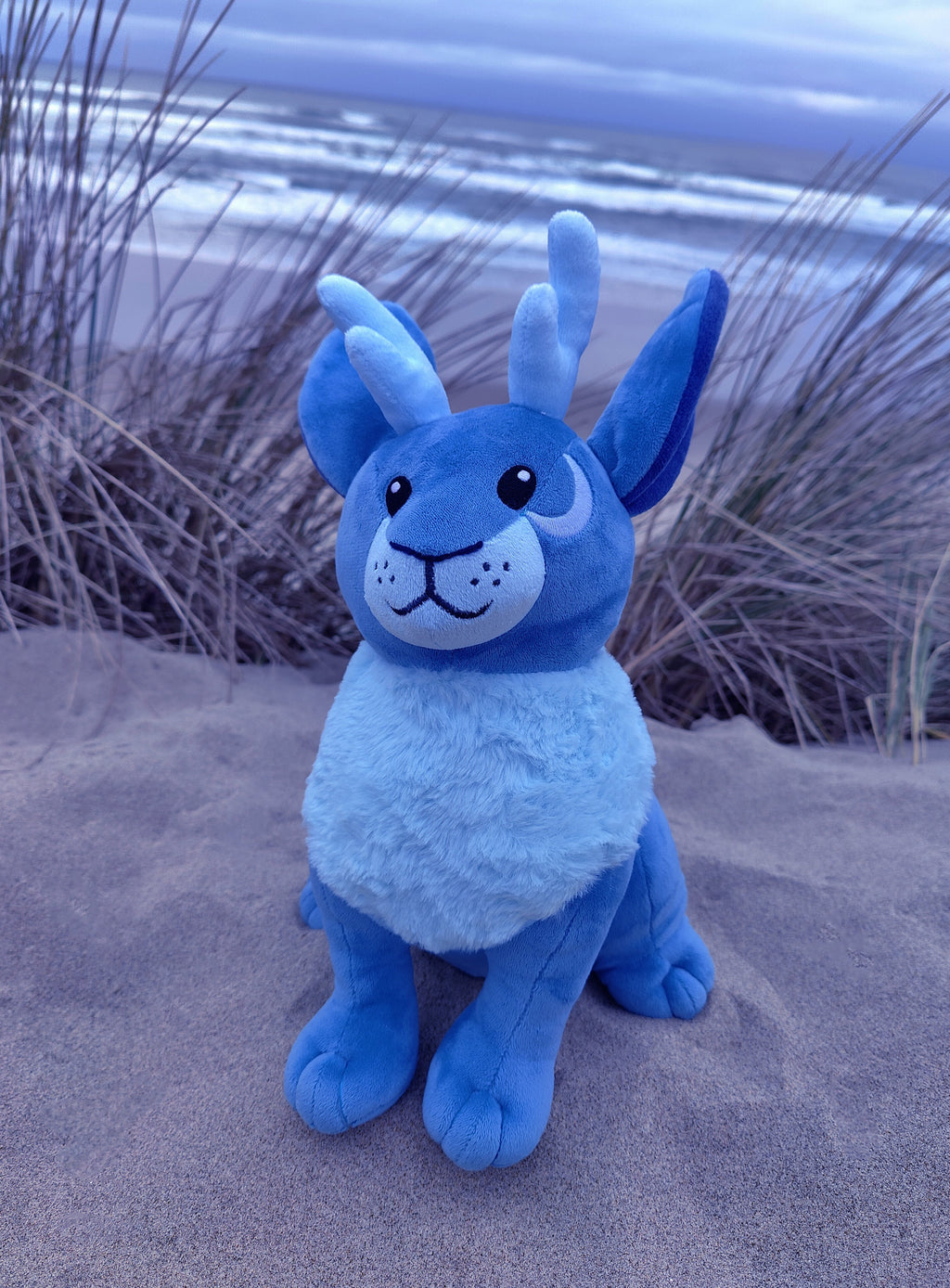 [🌙 GlowBuddies🌟]Blue Moon Jackalope • Glow in the Dark Plush Toy（+pen）